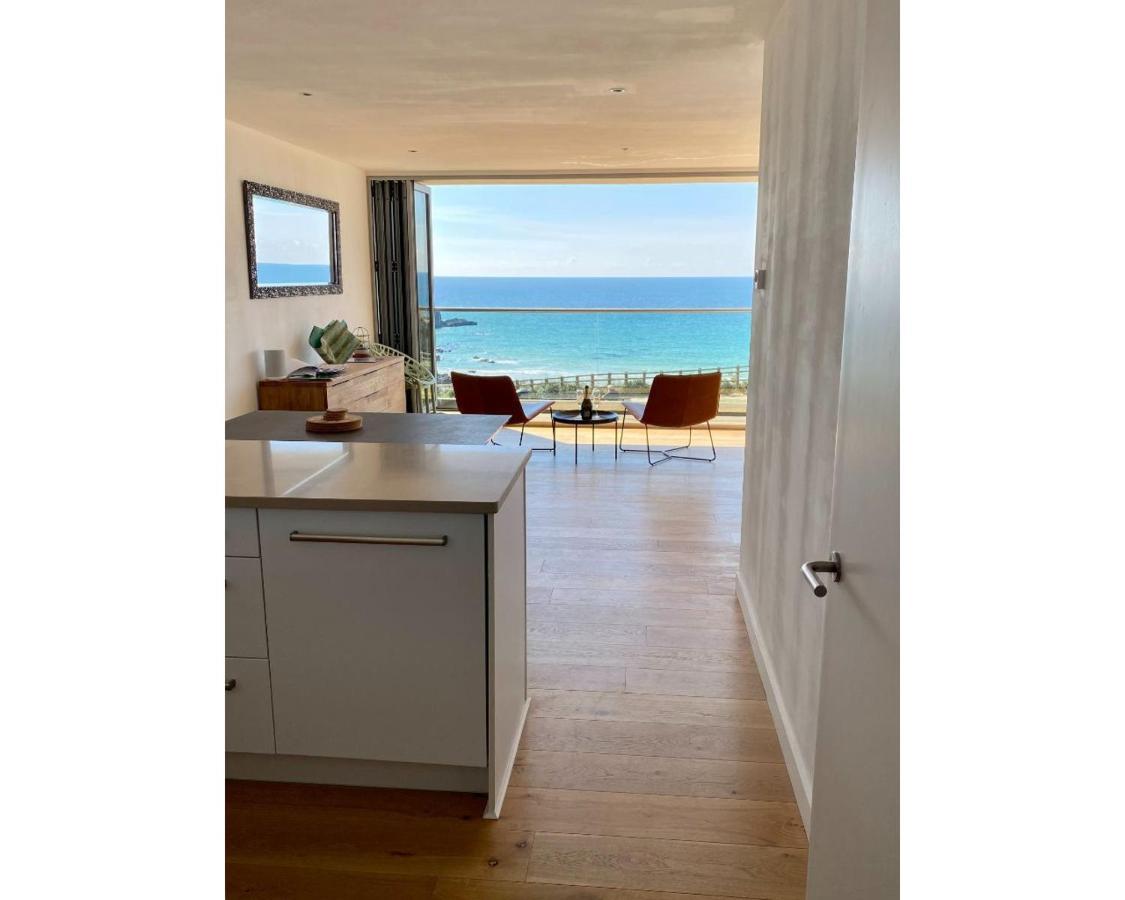 New Quay Sunset Waves Sea View Apartment Featuring Panoramic Views & Parking מראה חיצוני תמונה