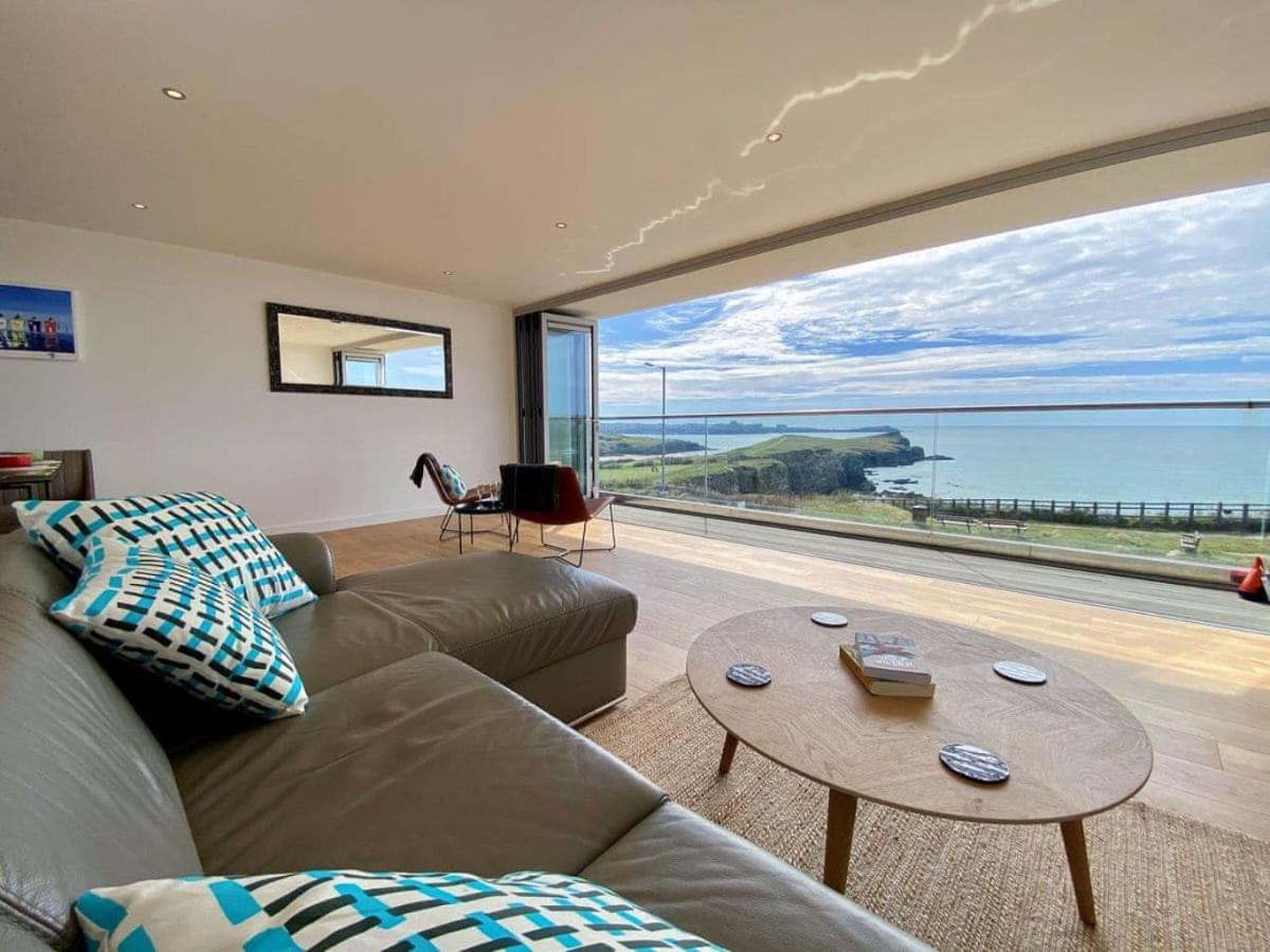 New Quay Sunset Waves Sea View Apartment Featuring Panoramic Views & Parking מראה חיצוני תמונה