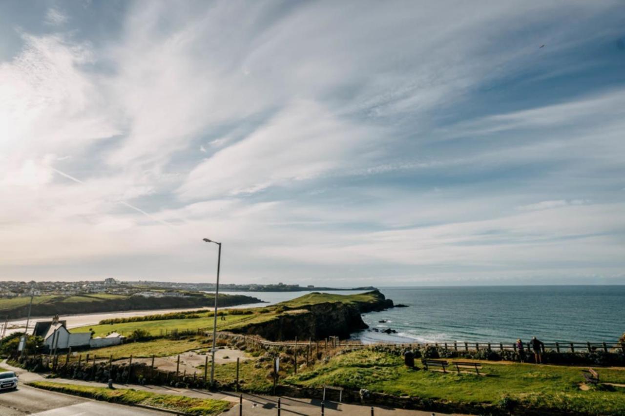 New Quay Sunset Waves Sea View Apartment Featuring Panoramic Views & Parking מראה חיצוני תמונה